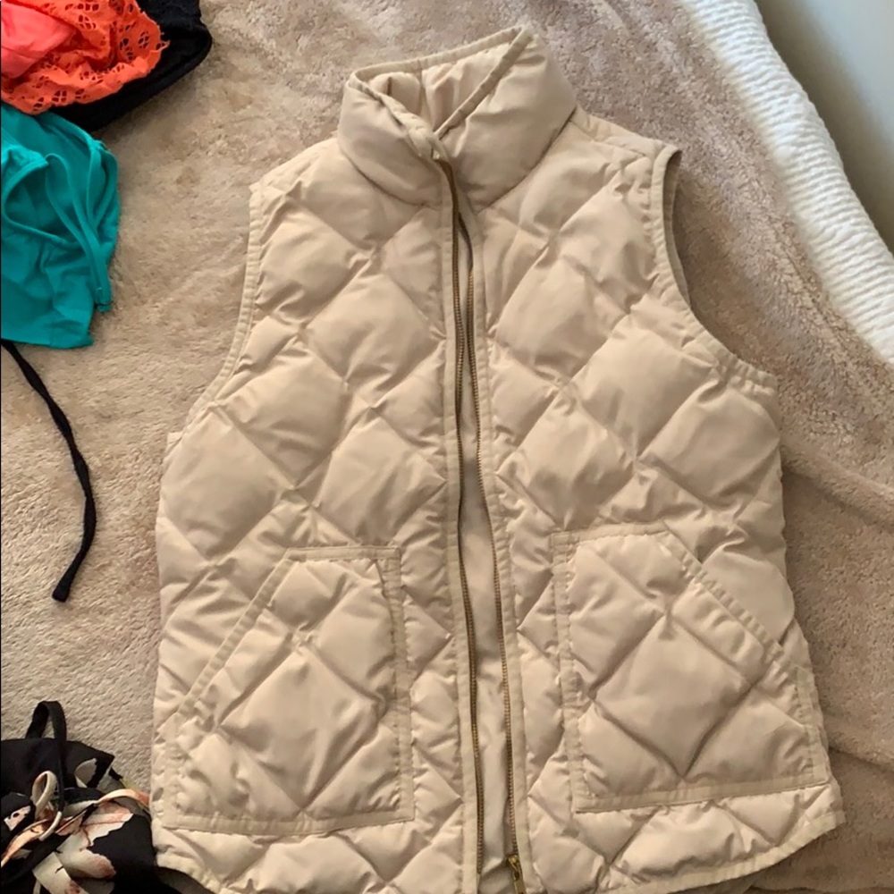 J. Crew quilted vest XS